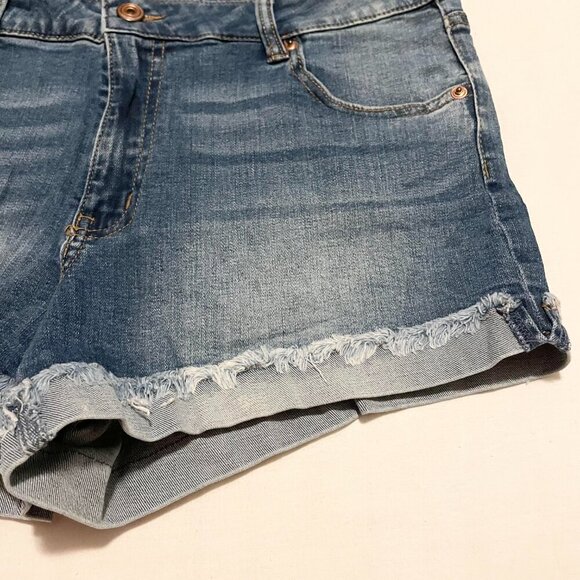 RE Generation By Celebrity Pink Meadow Jean Shorts Size 30 - Picture 2 of 14